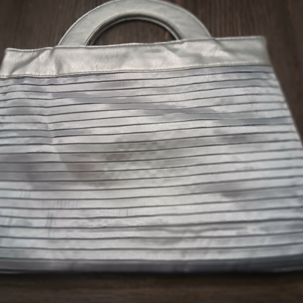 Mario Tricoci Elegant Silver Women's Handbag
